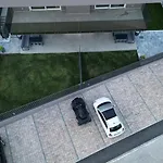 With Parking Space - 24365 Apartmán