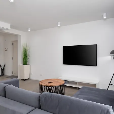 Διαμέρισμα With Parking Space - 24365 *